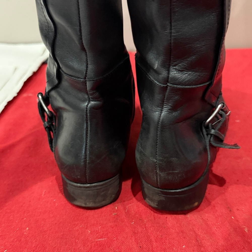 Black Leather Knee-High Boots - Picture 4 of 6